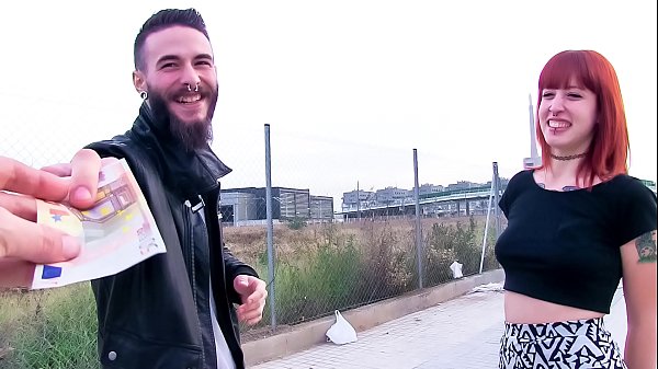 Aceptan el dinero y se ponen a follar en casting porno !